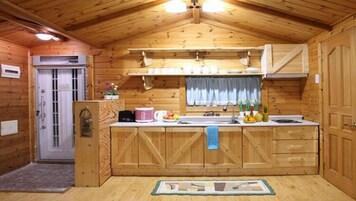 냉장고, 전자레인지, 쿡탑, 전기 주전자