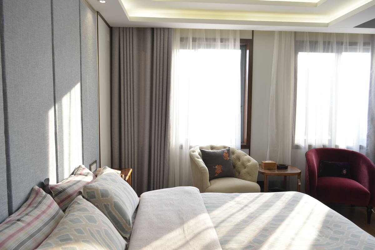 Individually decorated, individually furnished, desk, blackout curtains