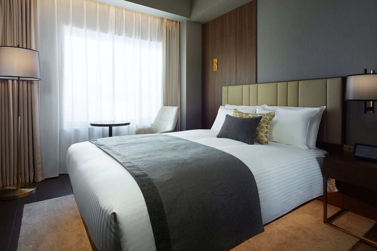 1 bedroom, in-room safe, blackout drapes, free WiFi