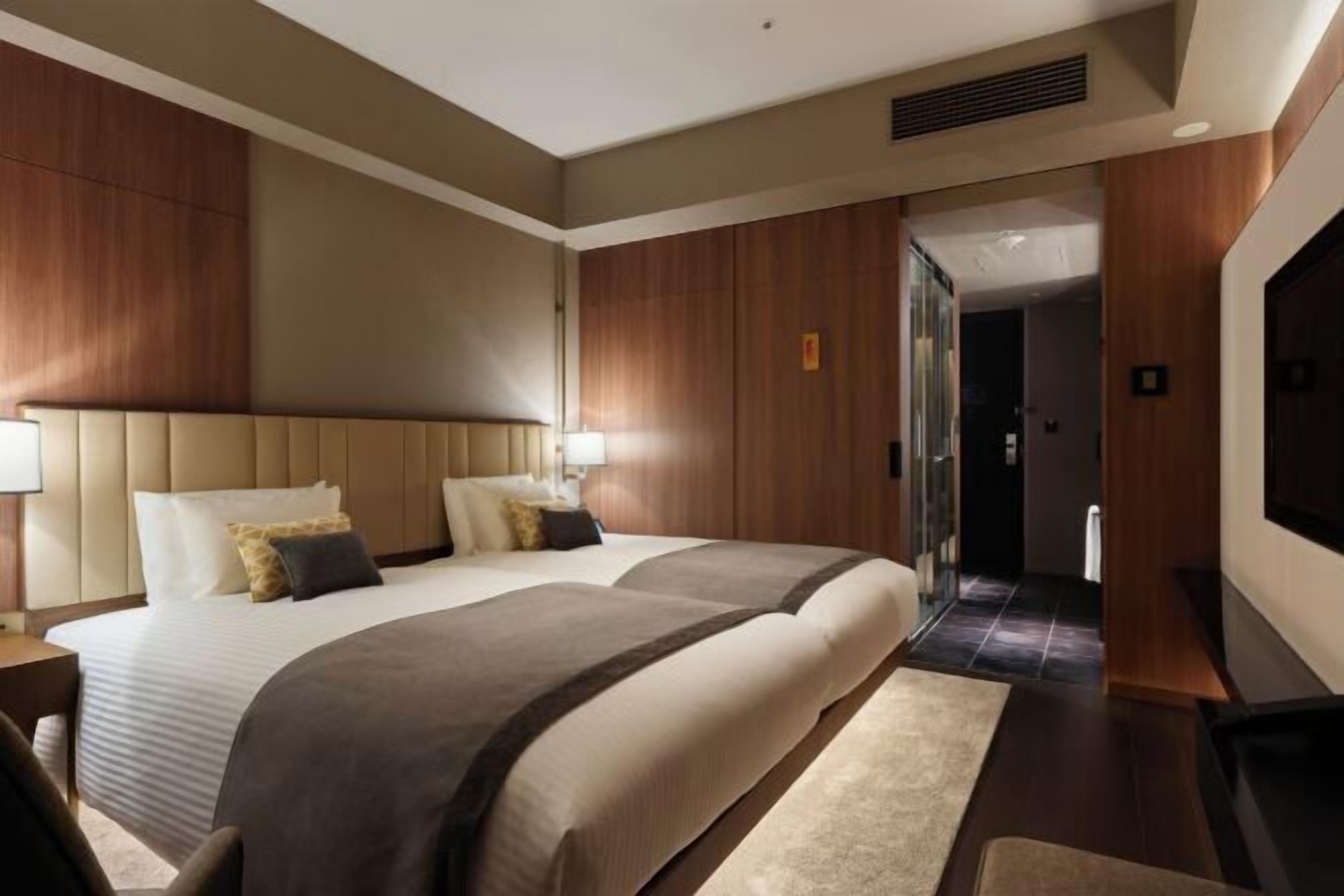 In-room safe, blackout drapes, free WiFi, bed sheets