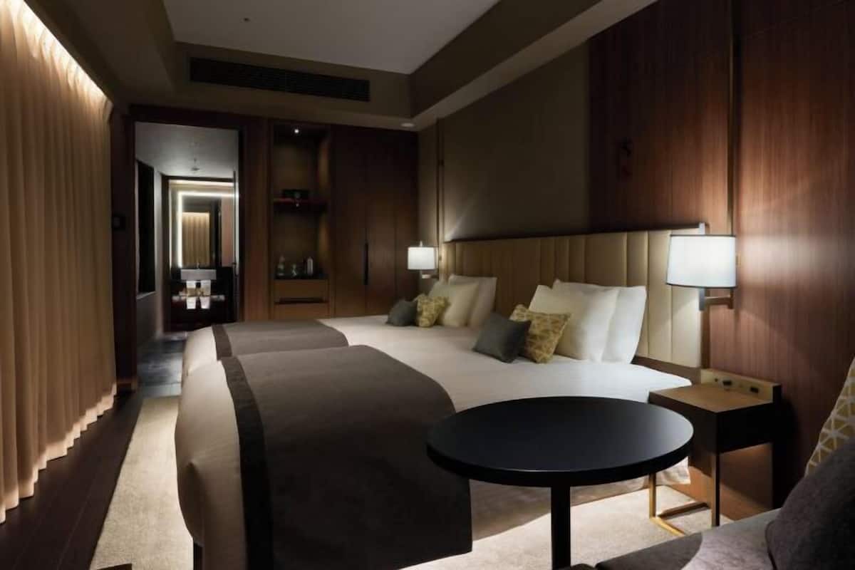 In-room safe, blackout drapes, free WiFi, bed sheets