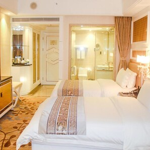 Business Twin Room, Non Smoking | 1 bedroom, minibar, in-room safe, blackout drapes