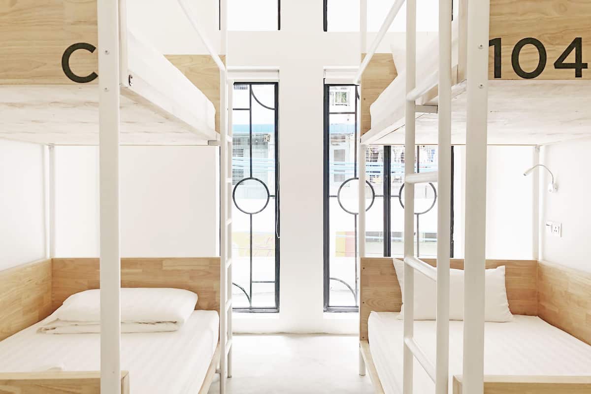 Sisterhood | Soundproofing, iron/ironing board, free WiFi, bed sheets