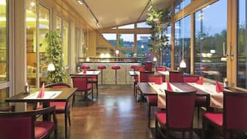 Daily buffet breakfast (EUR 9 per person)