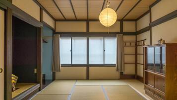 Entire House Rental | 2 bedrooms, desk, blackout drapes, iron/ironing board