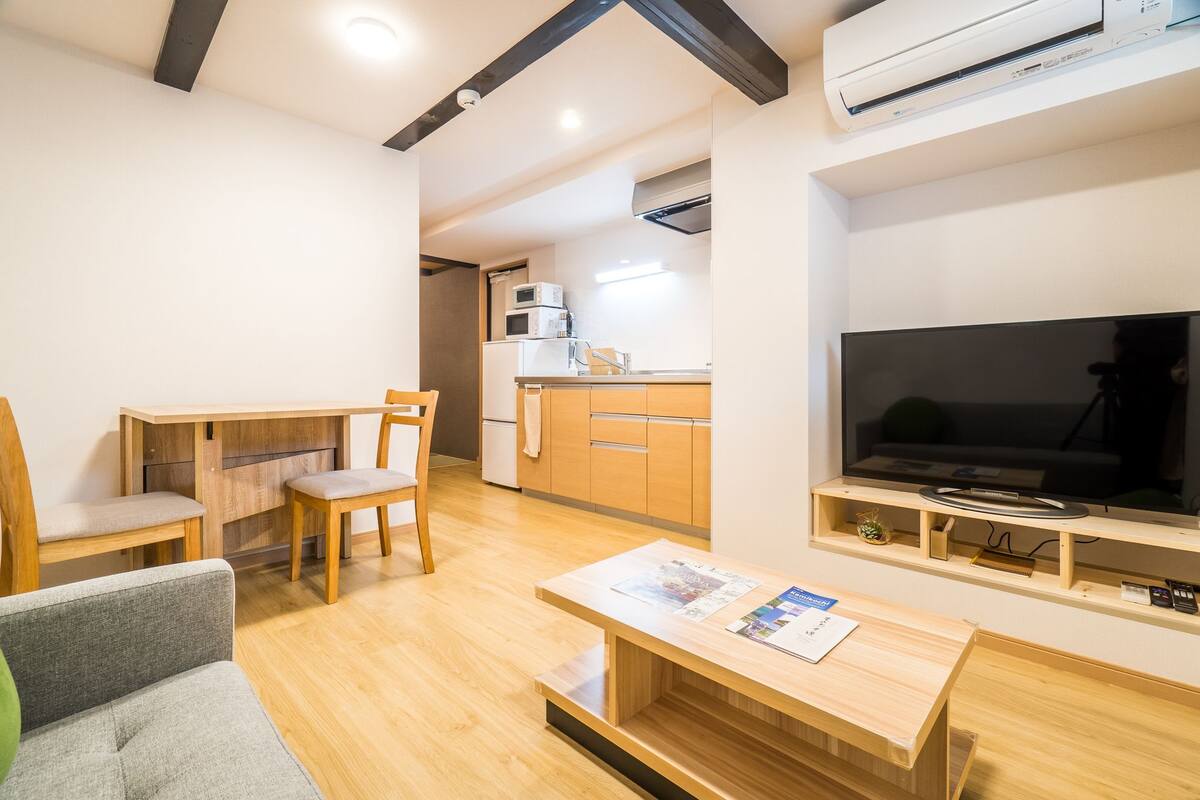 Kamar Double Standar (A) | Area keluarga | TV layar datar dan layanan streaming