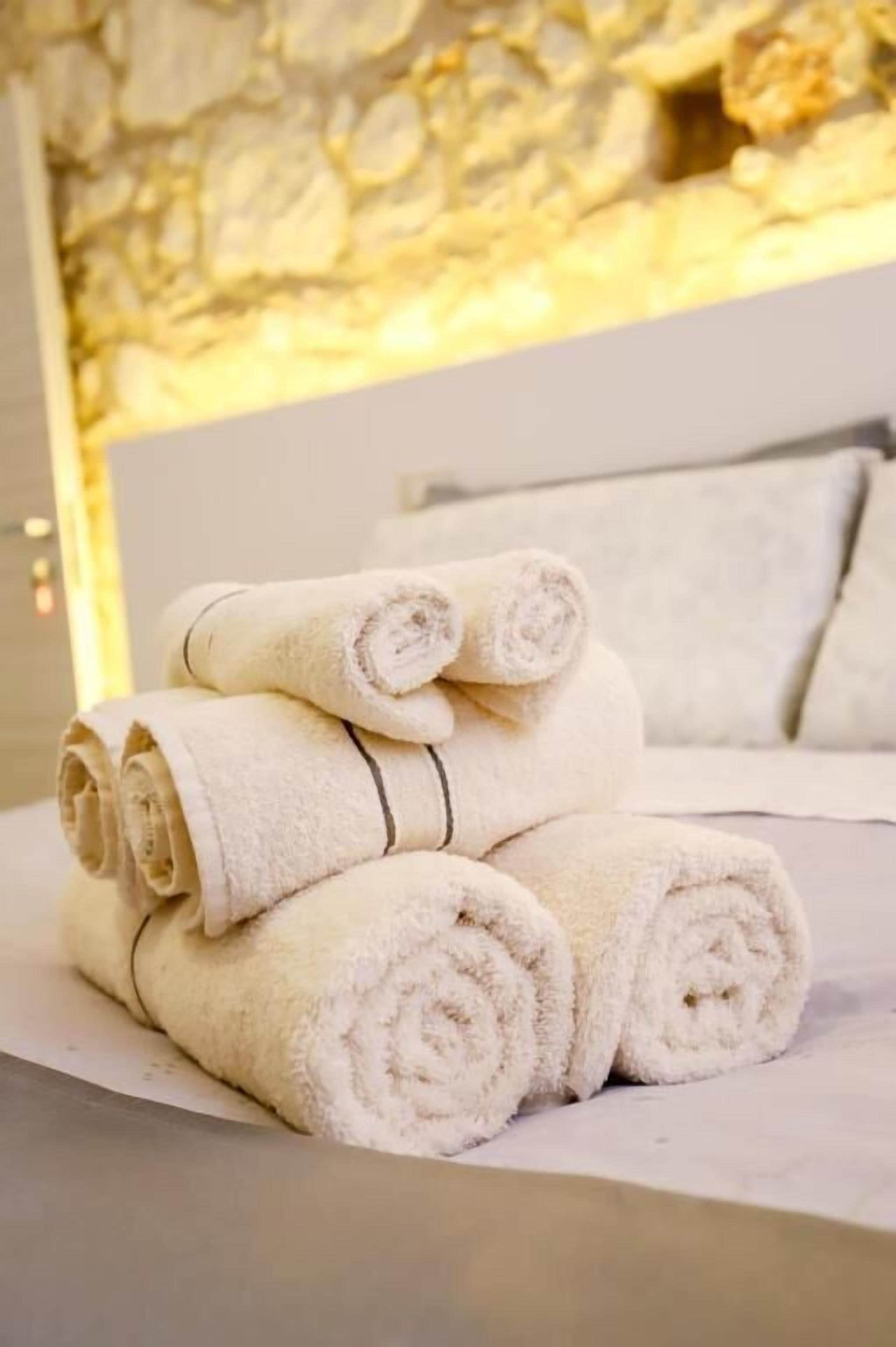 Premium Double Room | Bathroom amenities