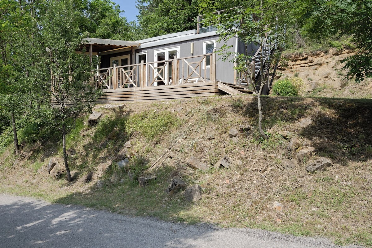 Stacaravan (Jontes) | 2 slaapkamers, gratis wifi