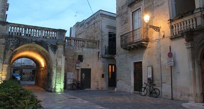 Arco Suite