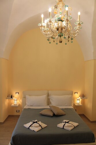 Arco Suite