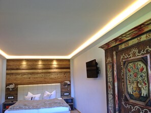 Luxury Chalet (Schoenbichl)