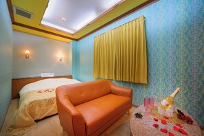 Single Room | Minibar, blackout drapes, free WiFi, bed sheets