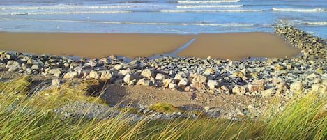 Una playa cerca