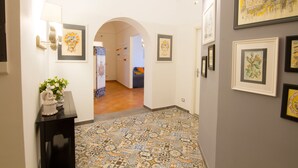 Interior entrance - Residenza Normanna (Palermo)
