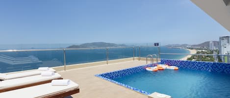 Outdoor pool, a rooftop pool