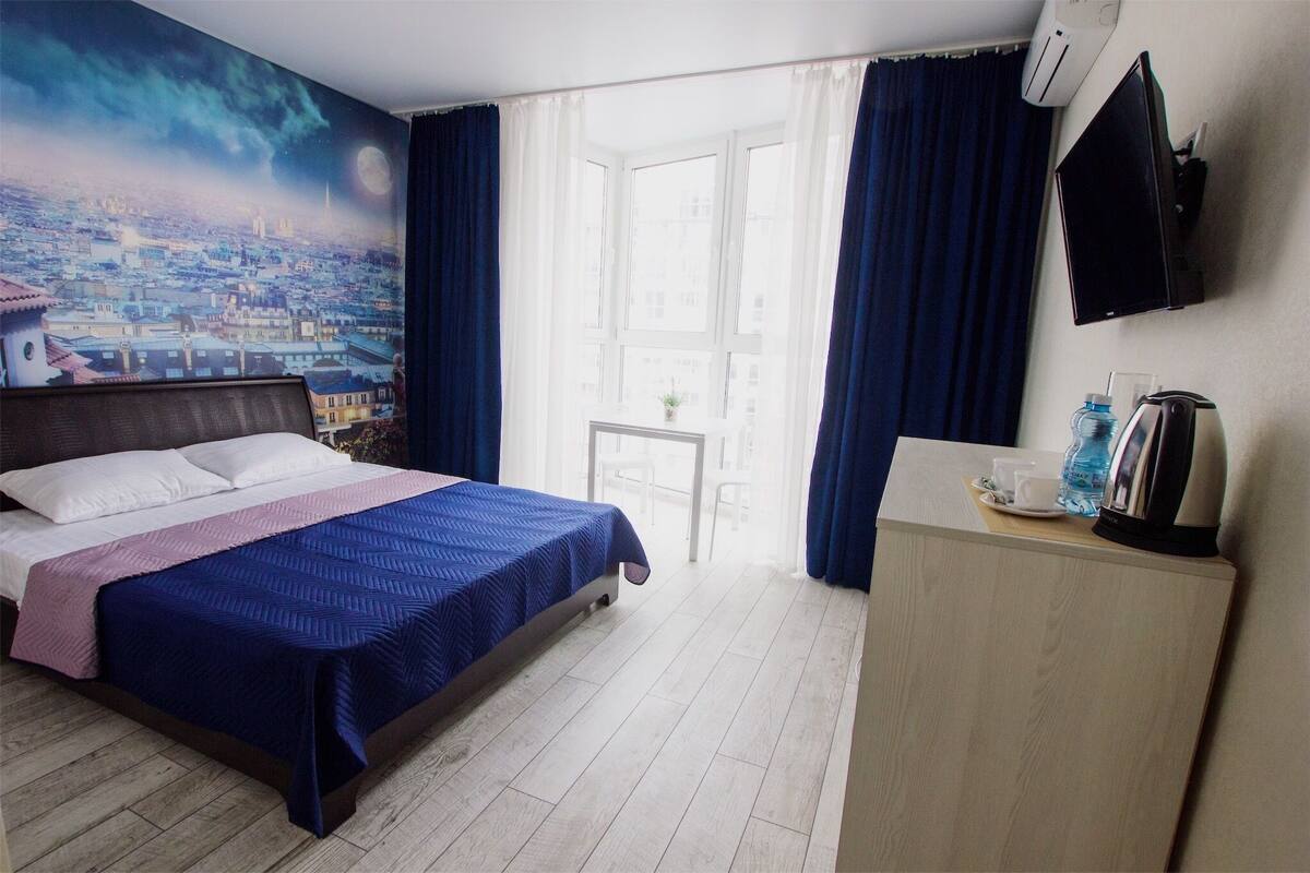 Habitación de diseñador (Paris) | Ropa de cama de alta calidad, edredón y camas con efecto memoria
