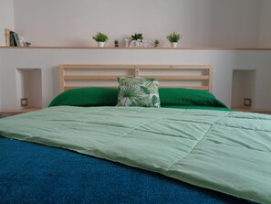 Apartemen | 2 kamar tidur, meja kerja, setrika/meja setrika, dan Wi-Fi gratis