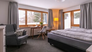 Apartment, 2 Bedrooms (Fewo 2) | WiFi (free) - Chalet Seeblick Davos (Davos)