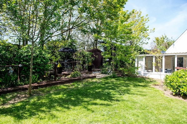Property grounds - Shiloh (Carmarthen)