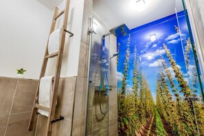 Free toiletries, hair dryer, bathrobes, slippers - Brauerei Zwönitz (Zwoenitz)