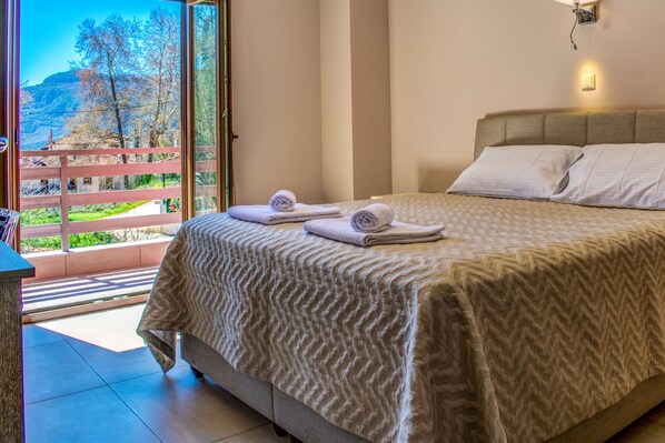 1 Schlafzimmer, Minibar, individuell dekoriert, individuell eingerichtet