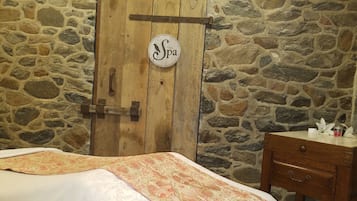 Sale per trattamenti di coppia, massaggi con le pietre calde