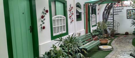 Standard Double Room | Garden view