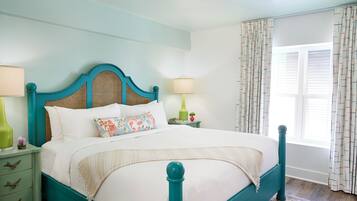 1 bedroom, premium bedding, minibar, in-room safe