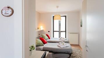 Double Room, Balcony (Elena Carolina) | Free WiFi, bed sheets