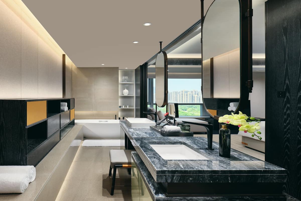 Junior Suite, 1 King Bed, Garden View | Bathroom | Rainfall showerhead, designer toiletries, hair dryer, bathrobes
