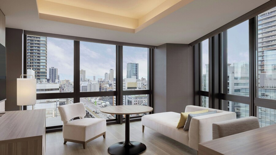 Courtyard by Marriott Osaka Honmachi