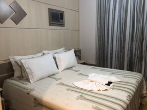 Free WiFi, bed sheets - Elite Palace Hotel (Prudentopolis)