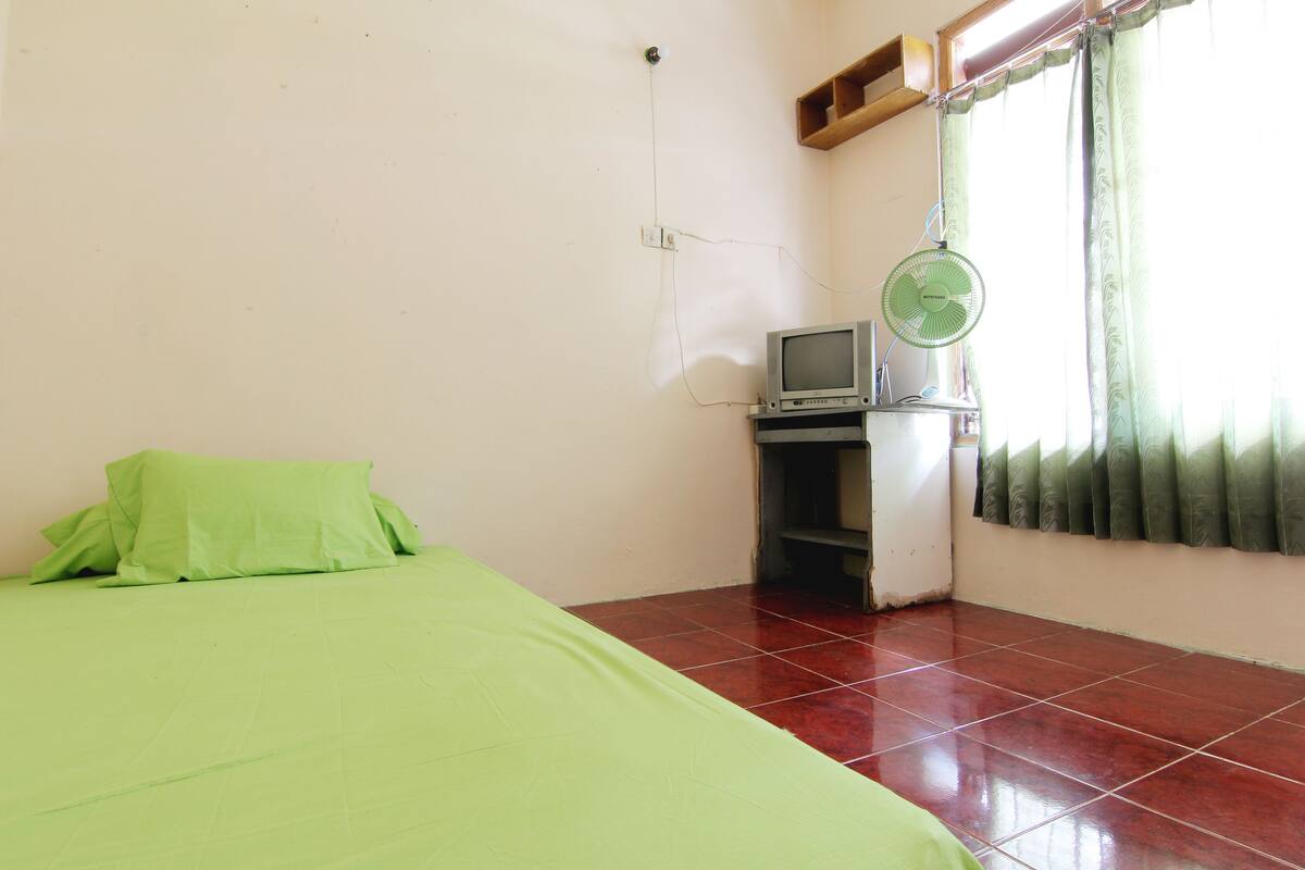 Standard Room | Free WiFi
