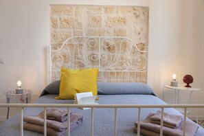 Apartment, 1 Bedroom, Terrace | Free WiFi - Casa Sanpa' (Monopoli)