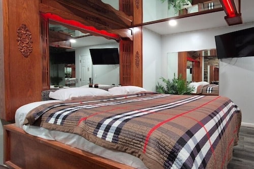 Des Plaines Motel By OYO O'Hare Airport Chicago