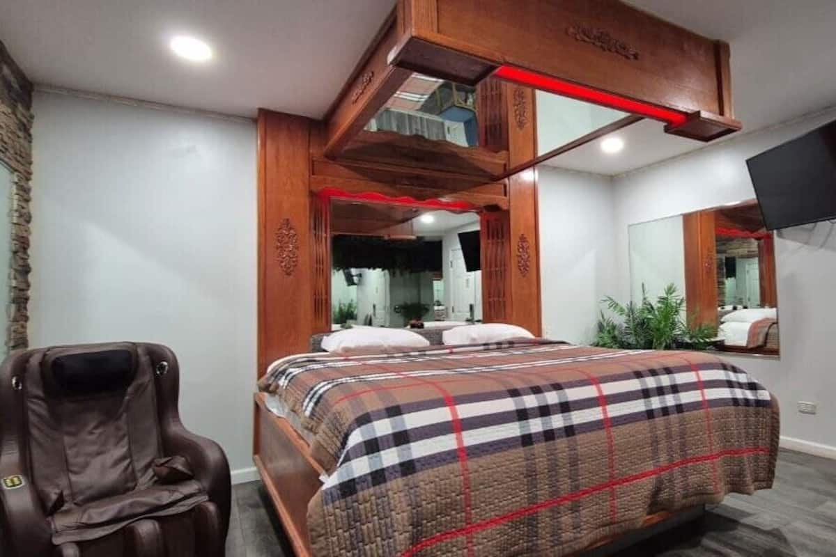 Egyptian cotton sheets, premium bedding, desk, blackout curtains