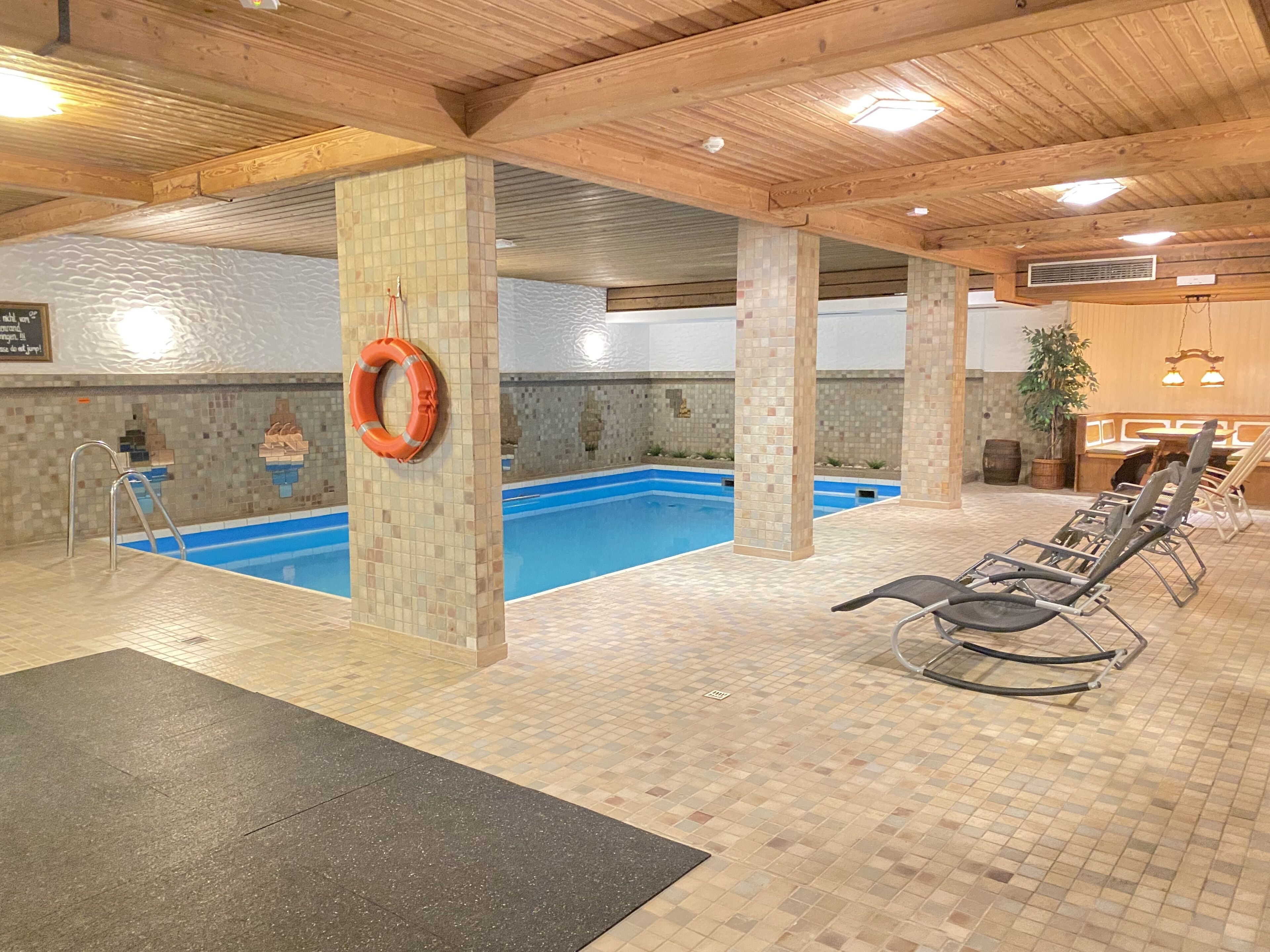 indoor pool, pool loungers