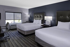 Premium bedding, pillow-top beds, desk, blackout curtains - HYATT house Raleigh Durham Airport (Morrisville)