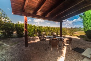 Familjevilla - 2 sovrum - kök | Terrass/Patio