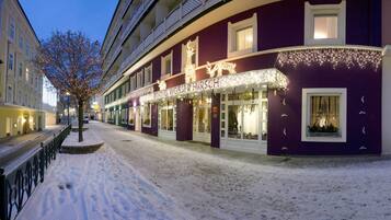 Overnatningsstedets indgangsparti