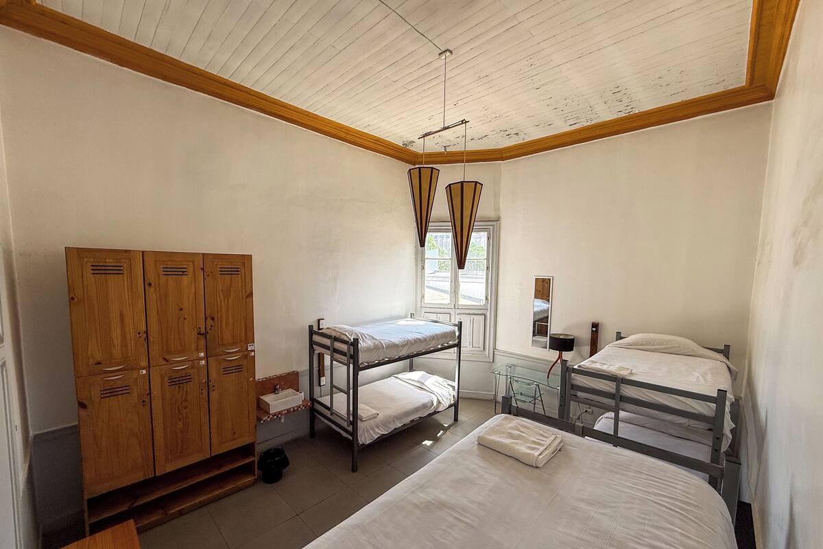 Dormitorio compartido, varias camas, baño compartido (6 People) | Ropa de cama de alta calidad y decoración personalizada