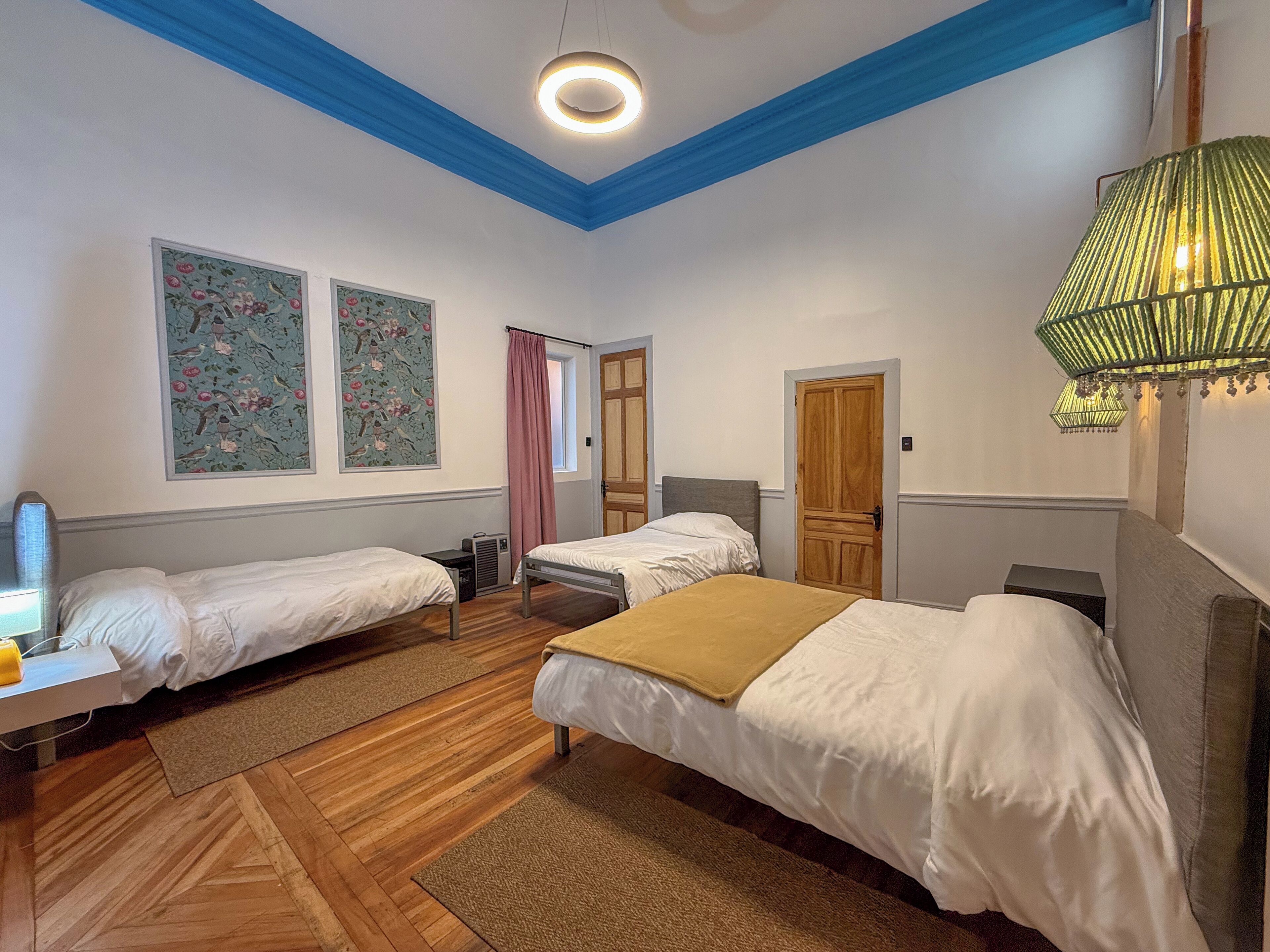 Deluxe Triple Room, Private Bathroom