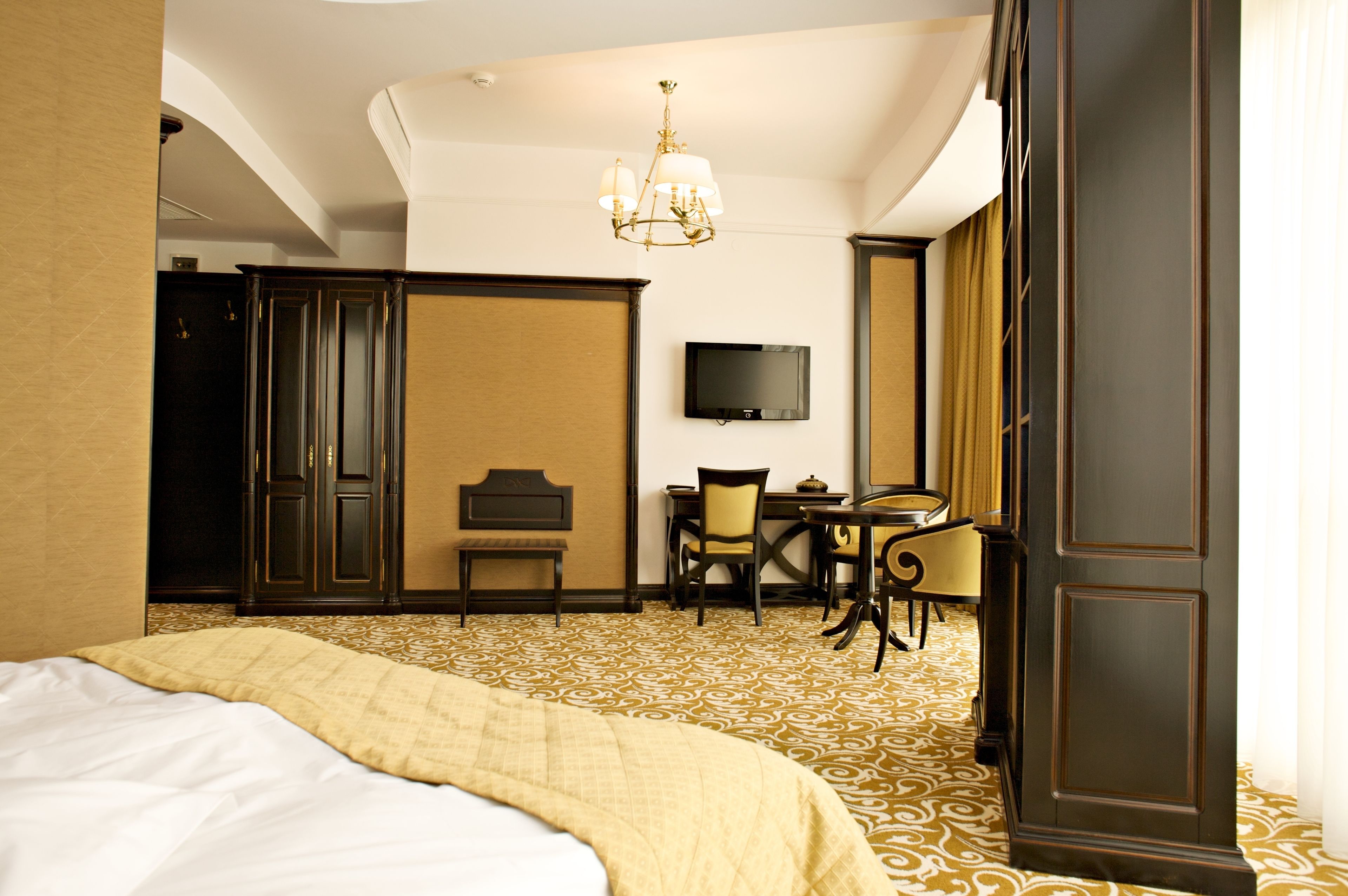 1 bedroom, memory-foam beds, minibar, in-room safe