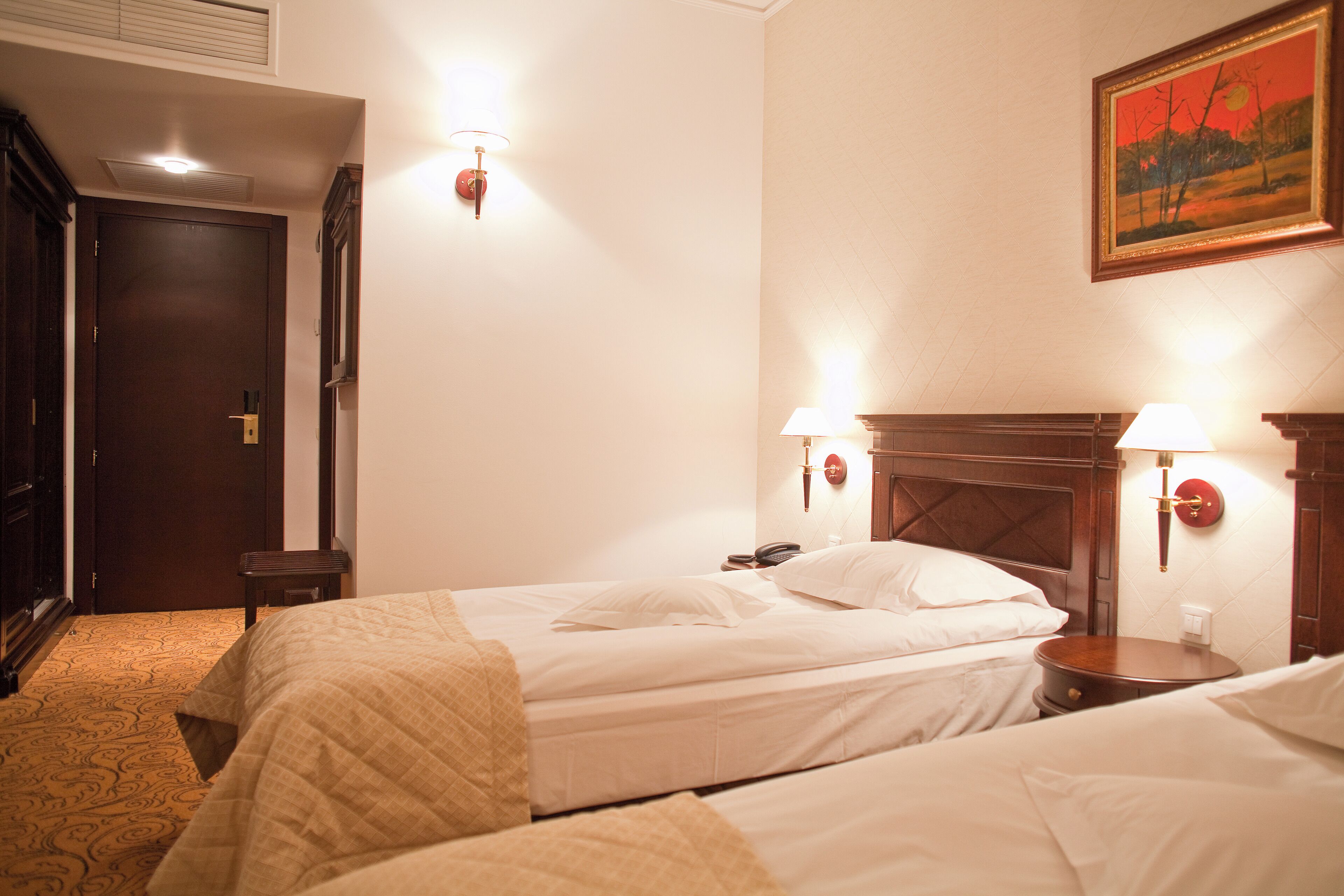 deluxe twin room | 1 bedroom, memory-foam beds, minibar, in-room safe