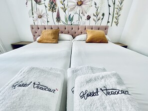 雙人房 | Select Comfort 床墊、書桌、遮光布/窗簾、熨斗/熨衣板