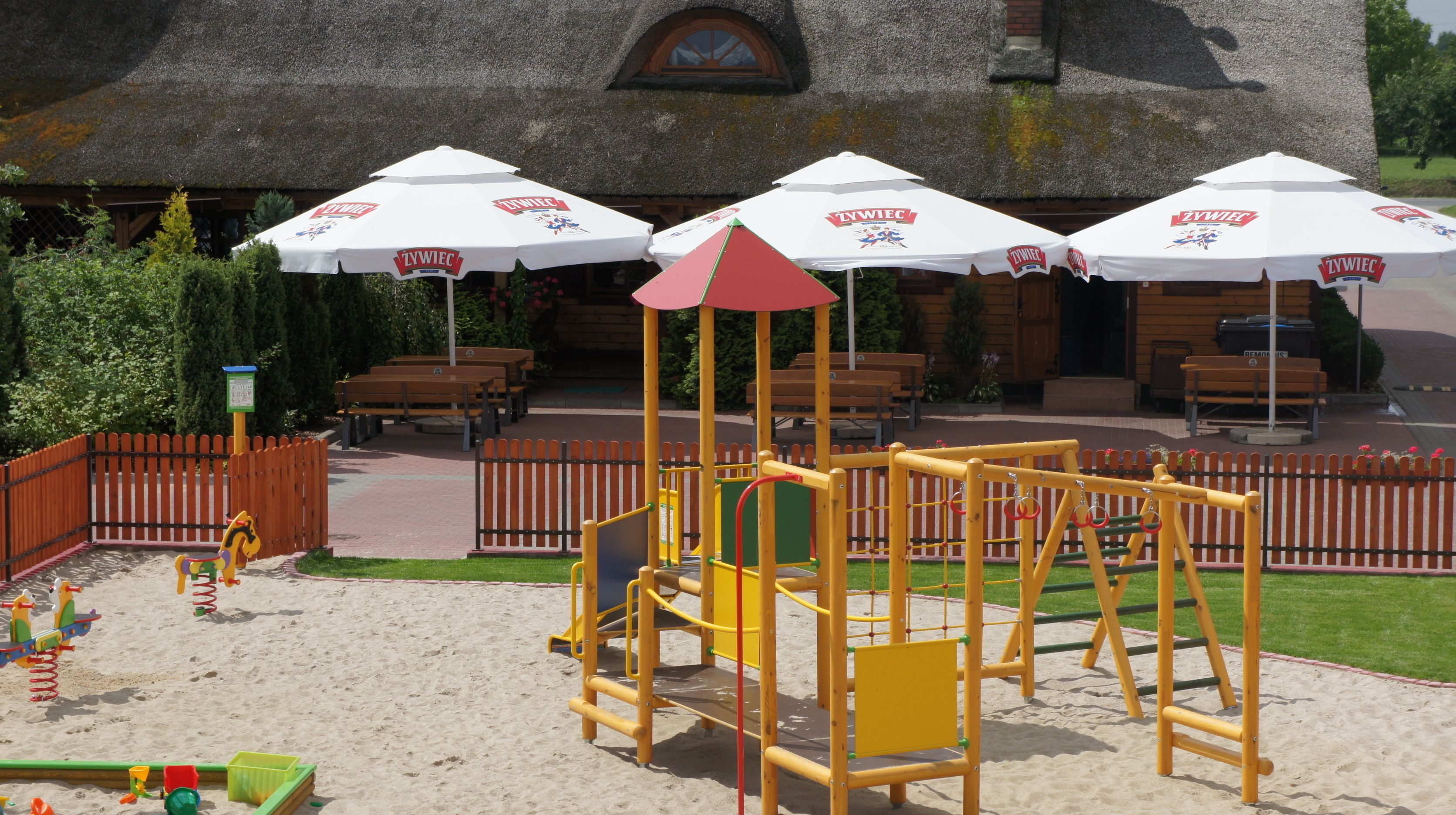 children’s play area – outdoor