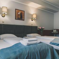 Double Room | In-room safe, desk, laptop workspace, free cribs/infant beds