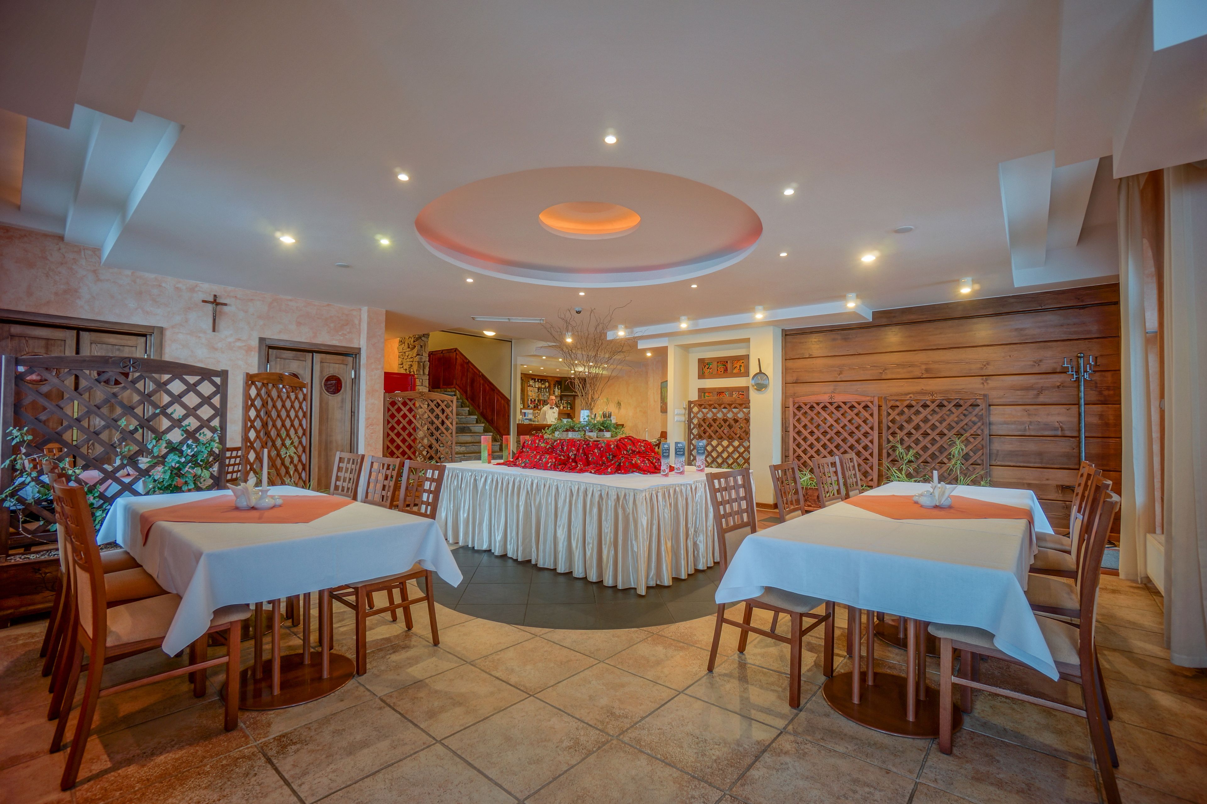 breakfast and dinner served, polish cuisine