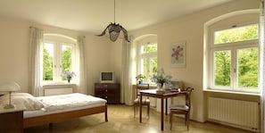 Habitación doble, vista al río | Ropa de cama hipoalergénica, camas Select Comfort y minibar