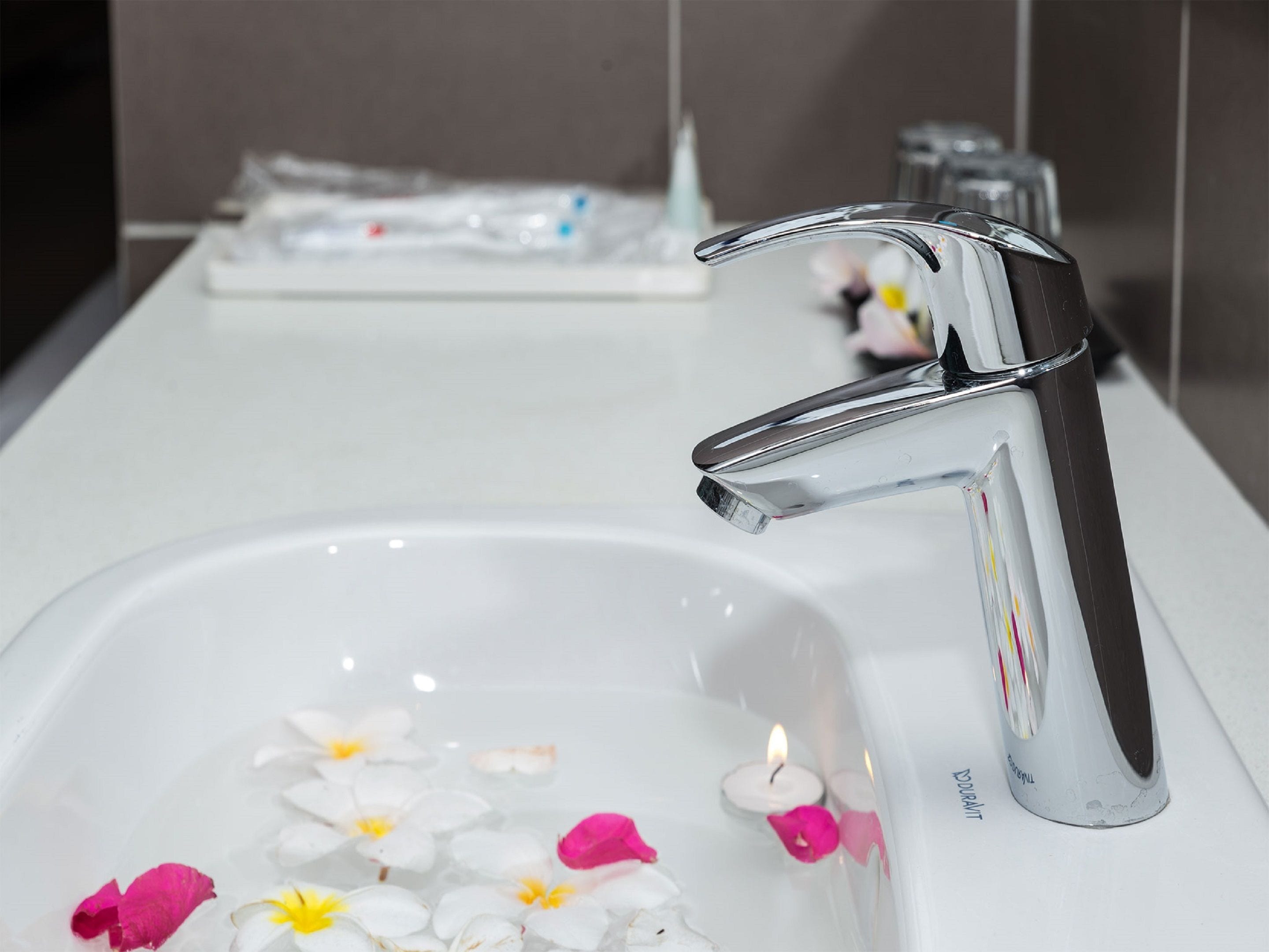 suite | 1 bedroom, egyptian cotton sheets, premium bedding, down duvets